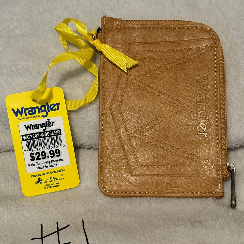 Wrangler Tan Leather Zip Card Holder